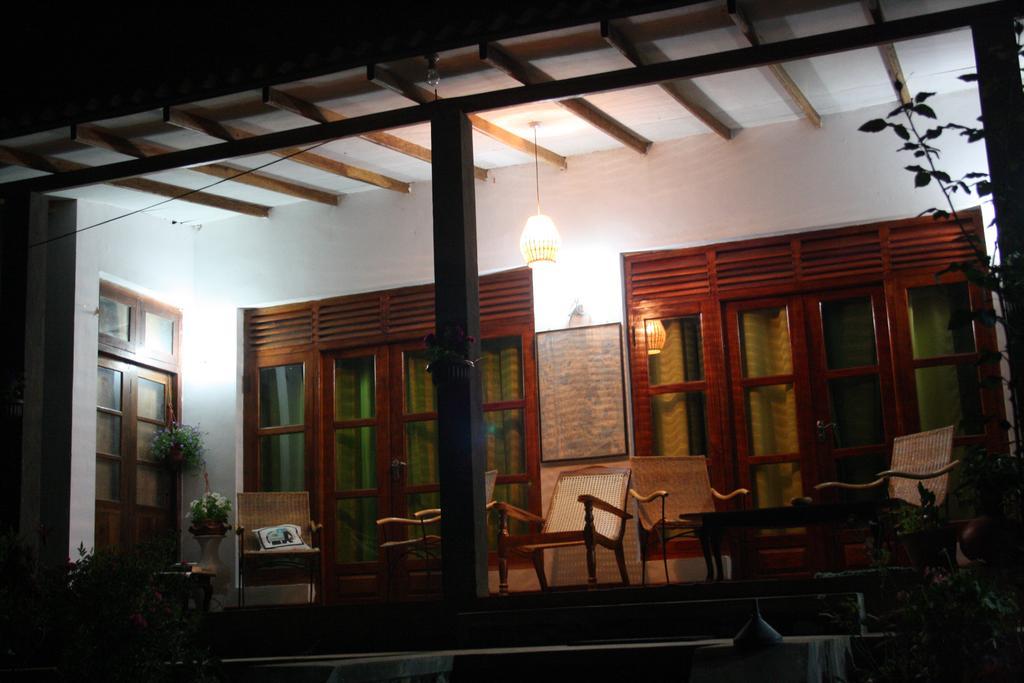 Moonlight Holiday Home Элла Экстерьер фото